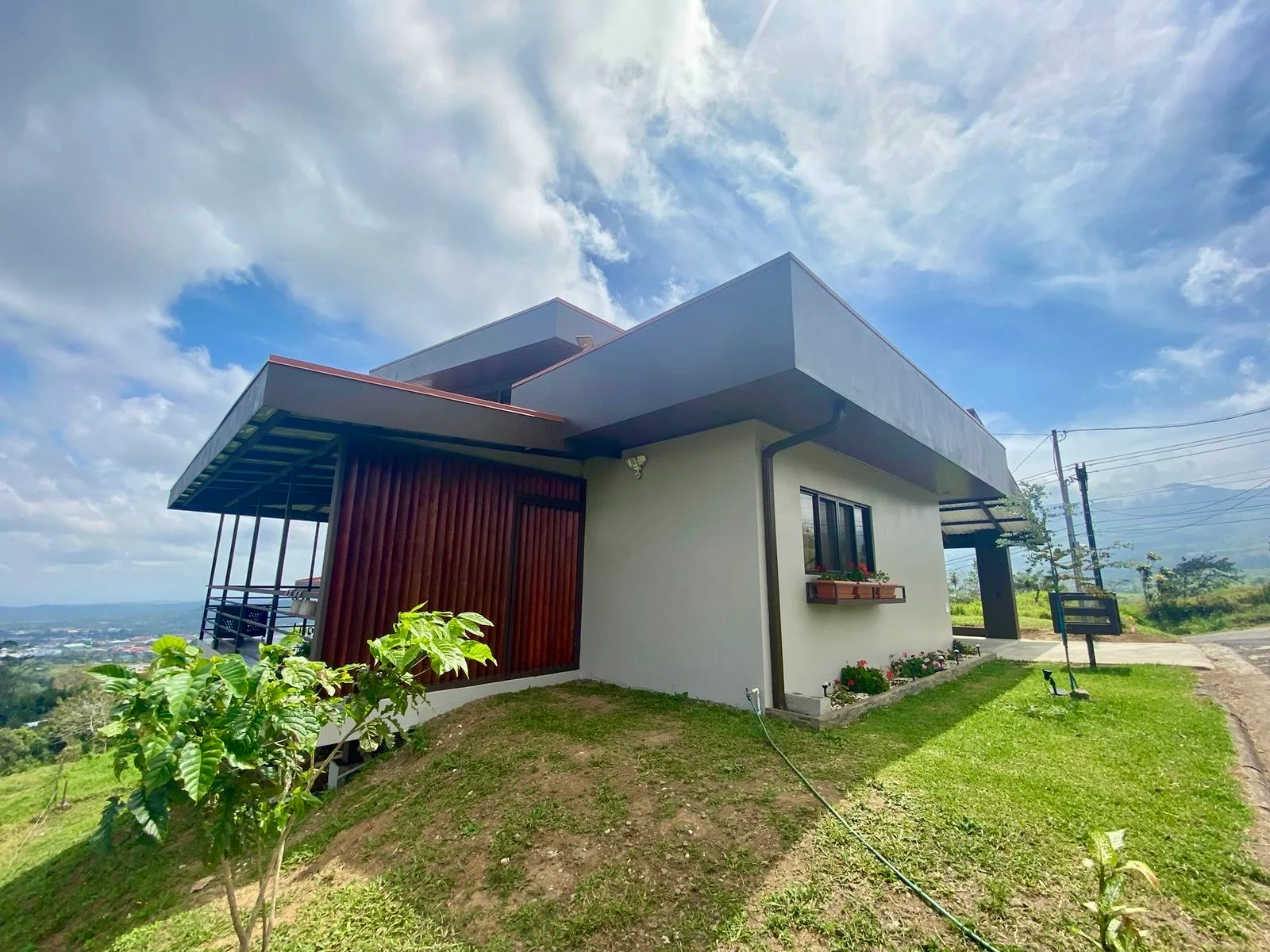 Beautiful Home for Sale – La Abundancia, Ciudad Quesada, Alajuela, Costa Rica, Central America